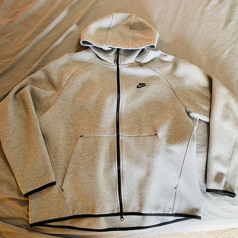 Nike Tech Fleece Full Zip Hoodie Gray Men’s Size XL